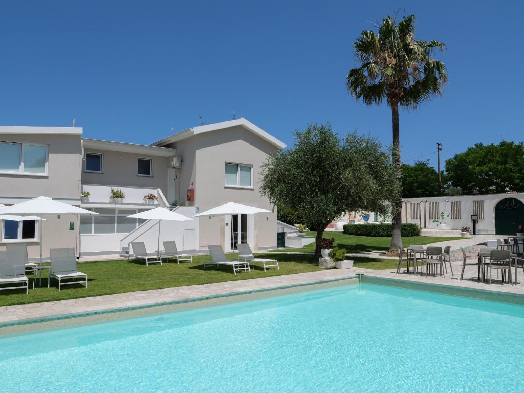 Artemisia B&B Bari Exteriör bild
